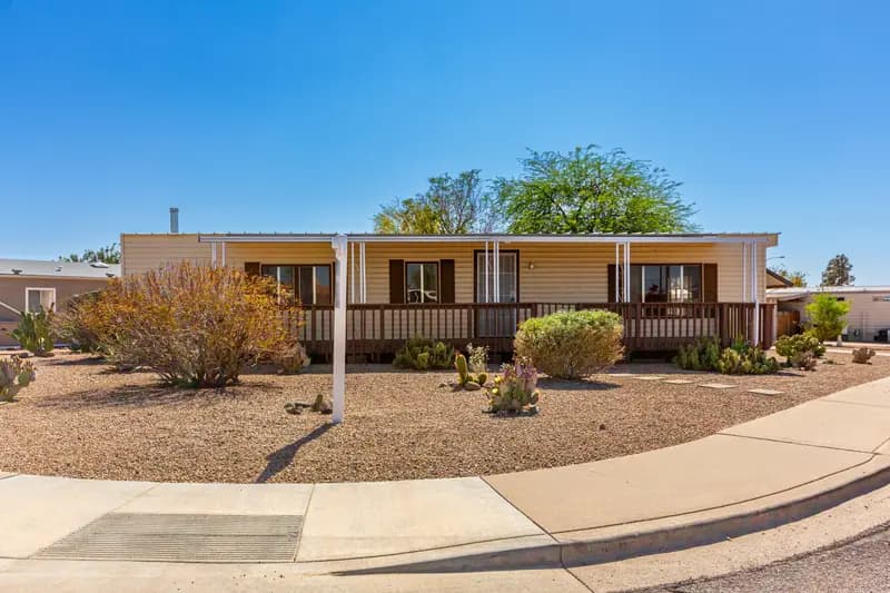 Renovated mobile home on 66th Avenue in Glendale after purchase by Highest Cash Offer