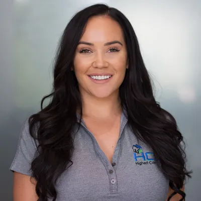 Lauren Crowell, Acquisitions Manager at Highest Cash Offer