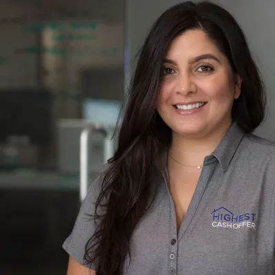 Maria Lobosco, Transactions Coordinator at Highest Cash Offer